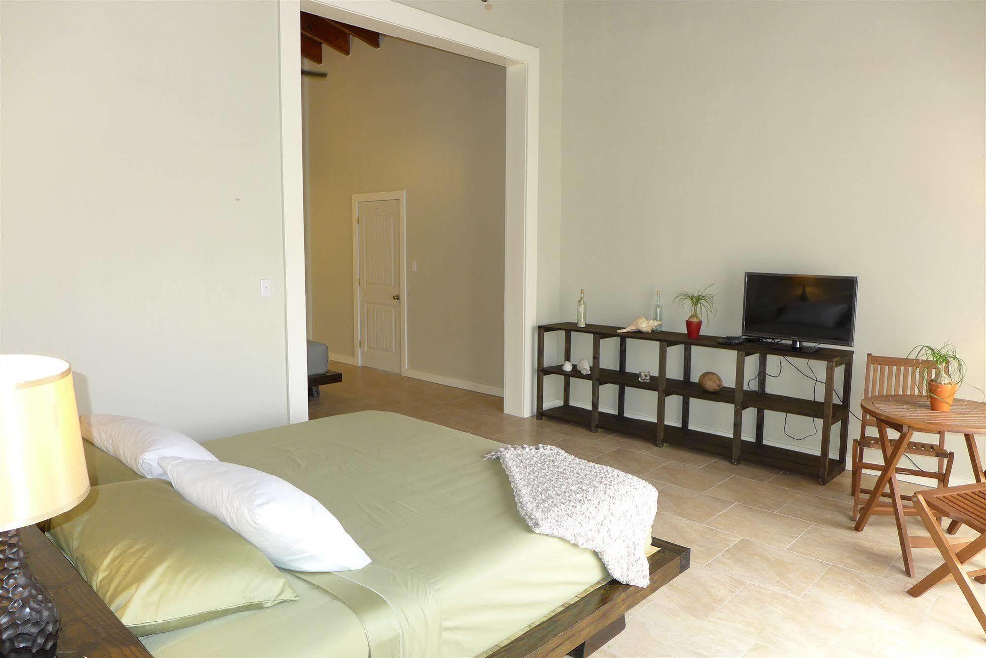 Two Sandals - A Boutique Hotel 나사렛 외부 사진