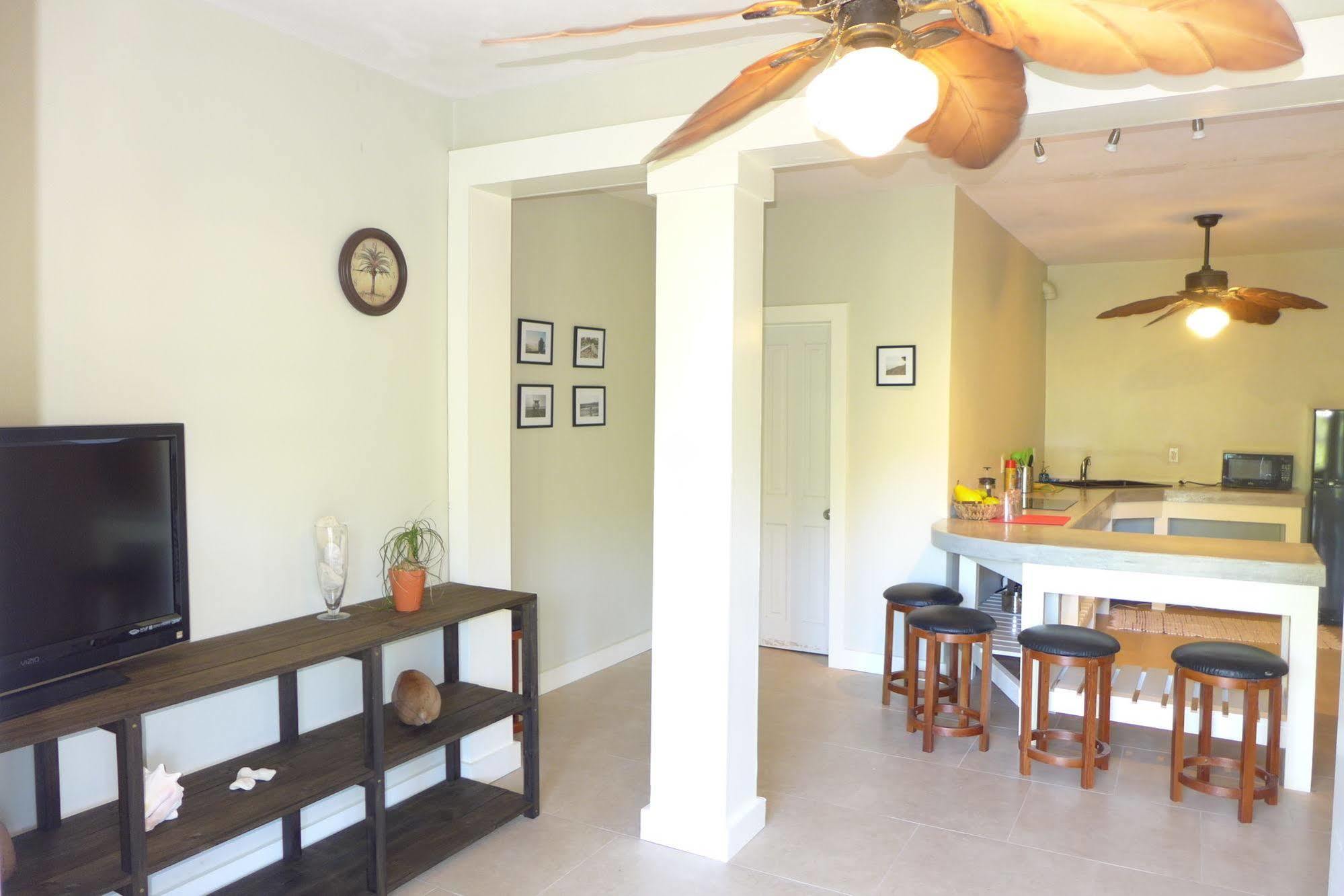 Two Sandals - A Boutique Hotel 나사렛 외부 사진
